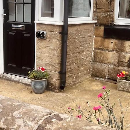 Boutique Cottage In The Heart Of Buxton Town Eksteriør bilde