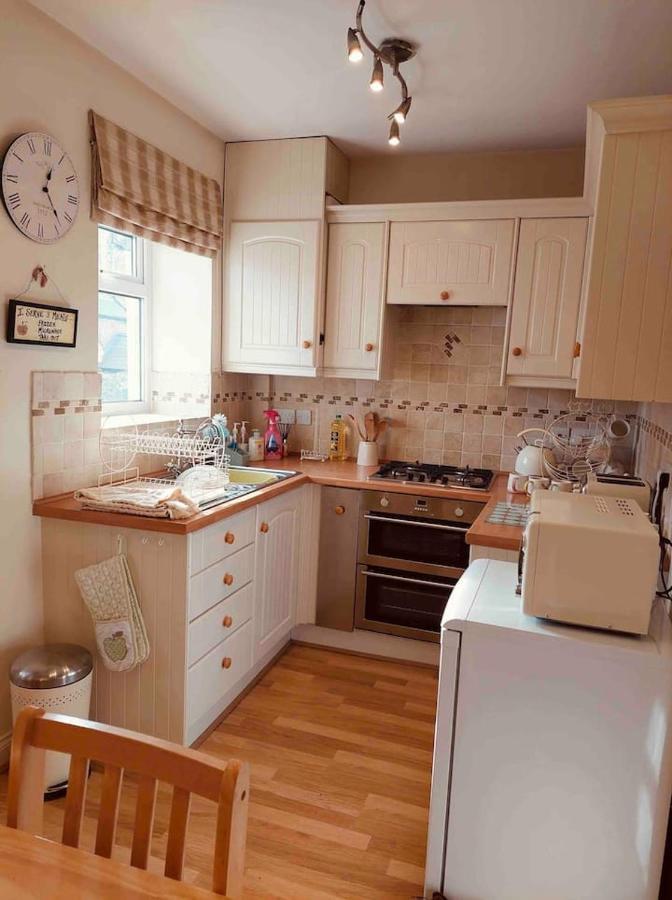 Boutique Cottage In The Heart Of Buxton Town Eksteriør bilde