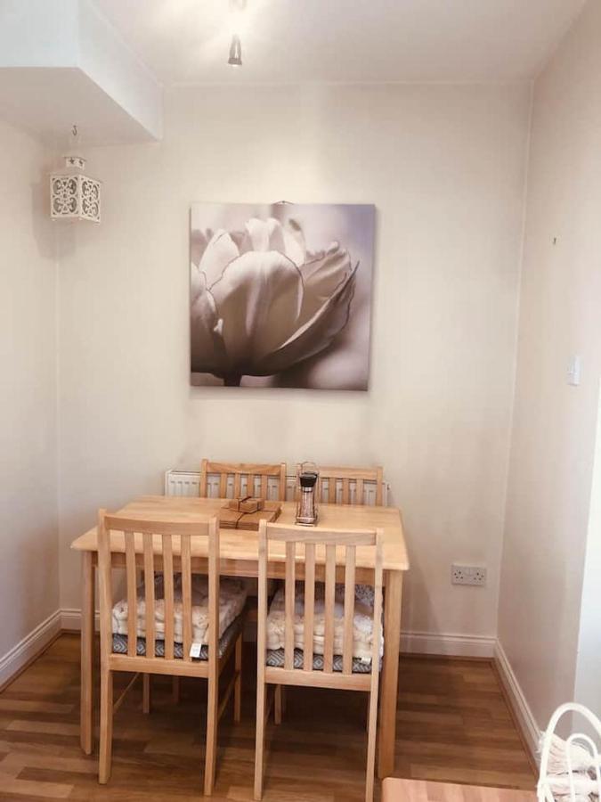 Boutique Cottage In The Heart Of Buxton Town Eksteriør bilde