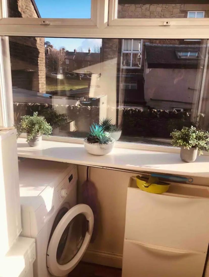 Boutique Cottage In The Heart Of Buxton Town Eksteriør bilde