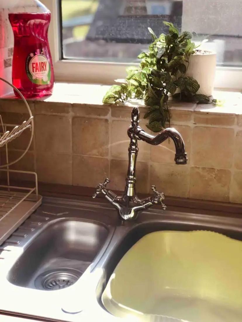 Boutique Cottage In The Heart Of Buxton Town Eksteriør bilde